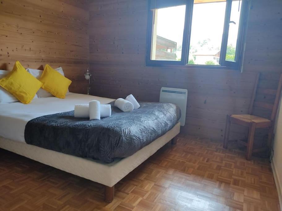 Bel Appartement Au Calme A 5 Minutes Du Village 망통생베르나드 외부 사진